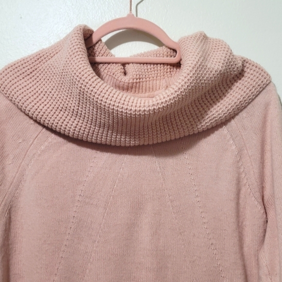 Calvin Klein Boho Pink Salmon Waffle Knit Oversized Cowl Neck Sweater Sz Medium - Picture 2 of 9